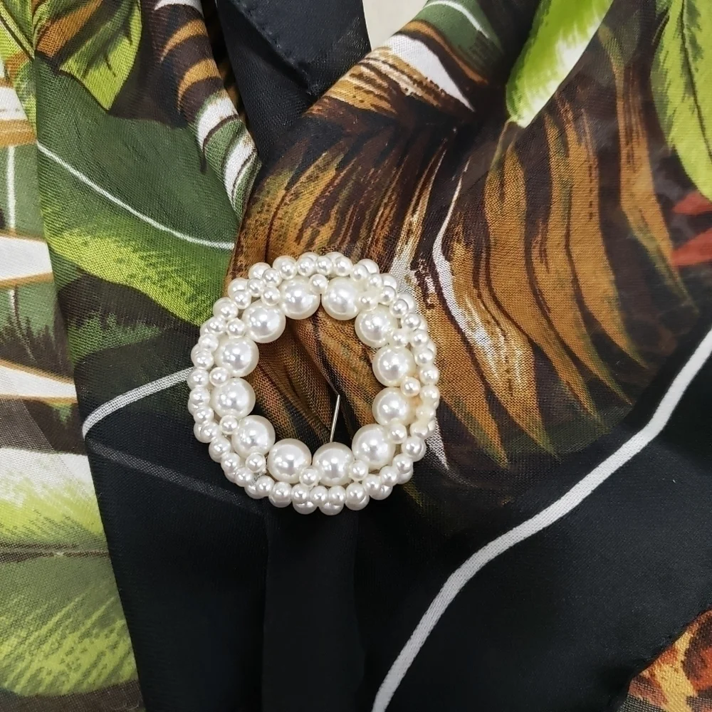 Vintage Costume Jewelry Circle Brooch Faux Pearls Made in Japan